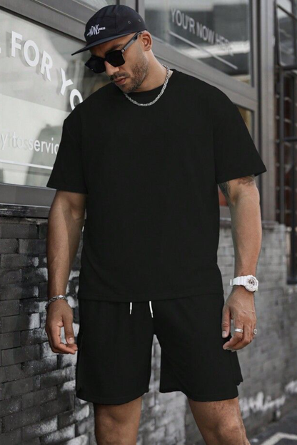 Oversized unisex black streetwear tshirt India